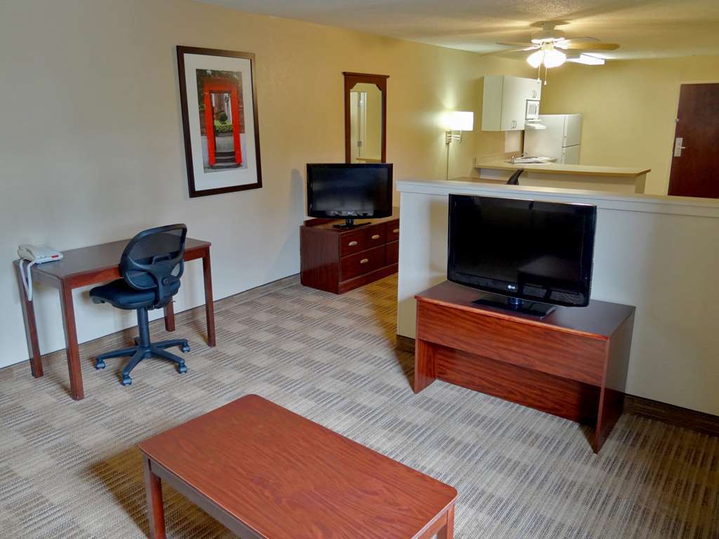 Suburban Studios Columbus Bradley Park Zimmer foto